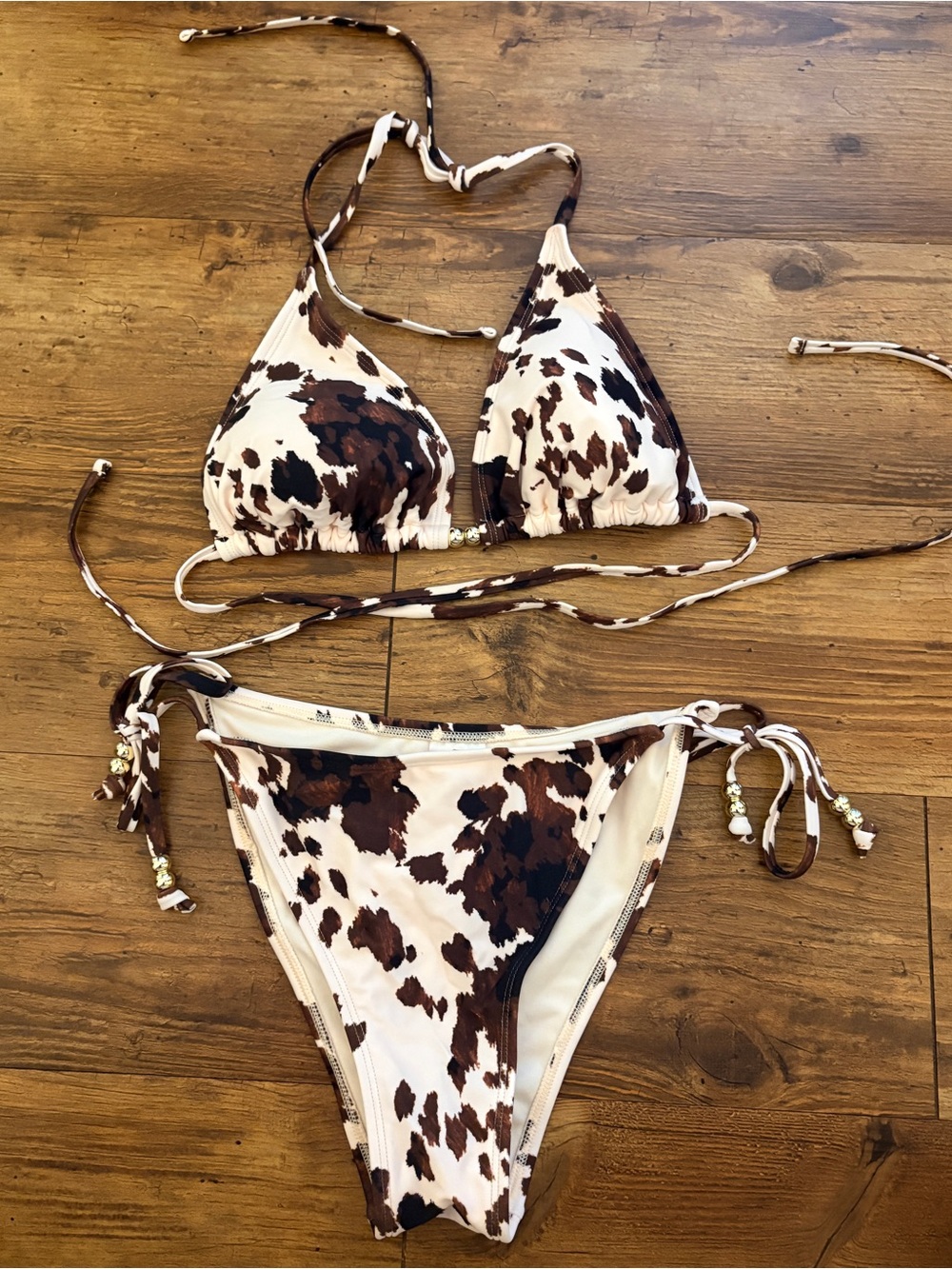 wild fable Cream Bikini Top with Brown Spot Trim “Never Used” new